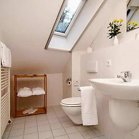 Haus Linden Hotel