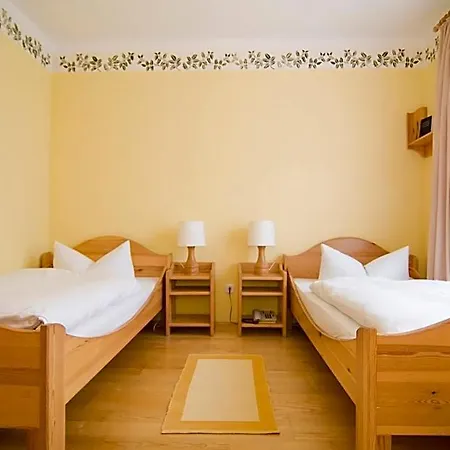 Haus Linden Hotel