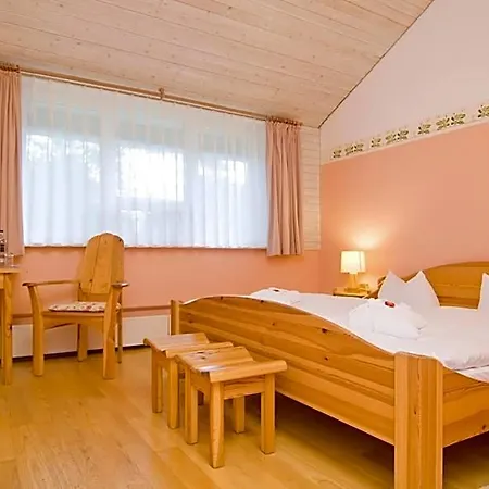Hotel Haus Linden Prerow