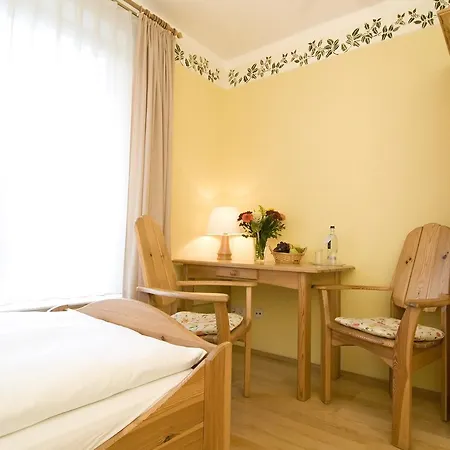 Haus Linden Hotel Prerow